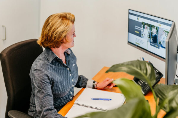 Branding | H en S Makelaardij | Prinsenbeek | Breda